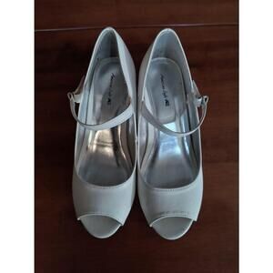 American Eagle Heels